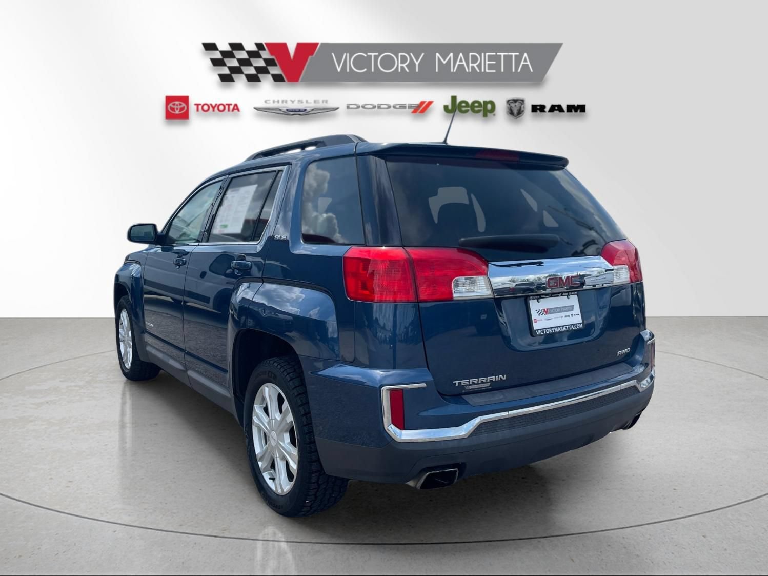 Used 2017 GMC Terrain SLE w/ Convenience Package AWD/4WD image 12