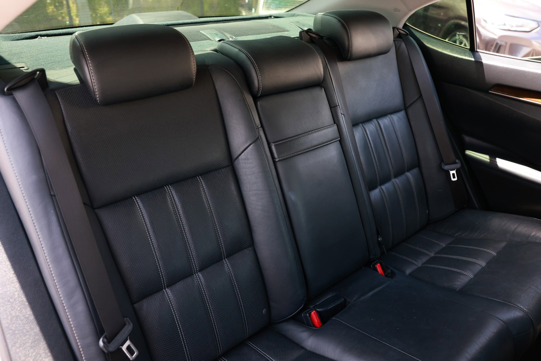 Used 2016 Lexus ES 350 w/ Luxury Package w/Wood Trim FWD image 18