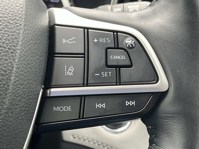Used 2022 Toyota Highlander Platinum AWD/4WD image 39