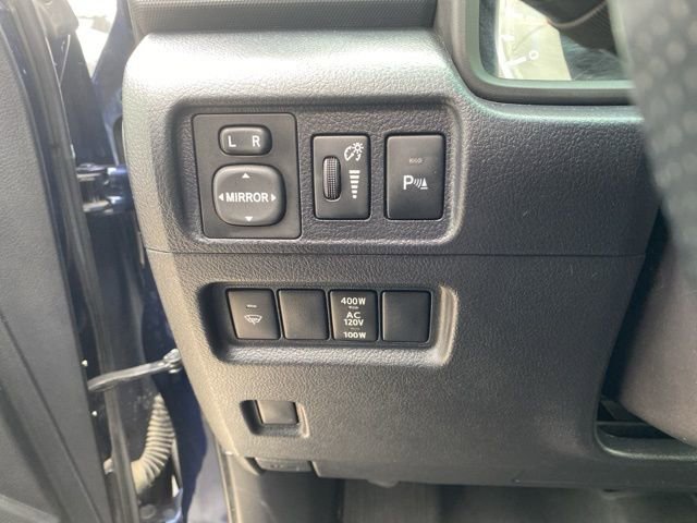 Used 2018 Toyota 4Runner Limited image 13