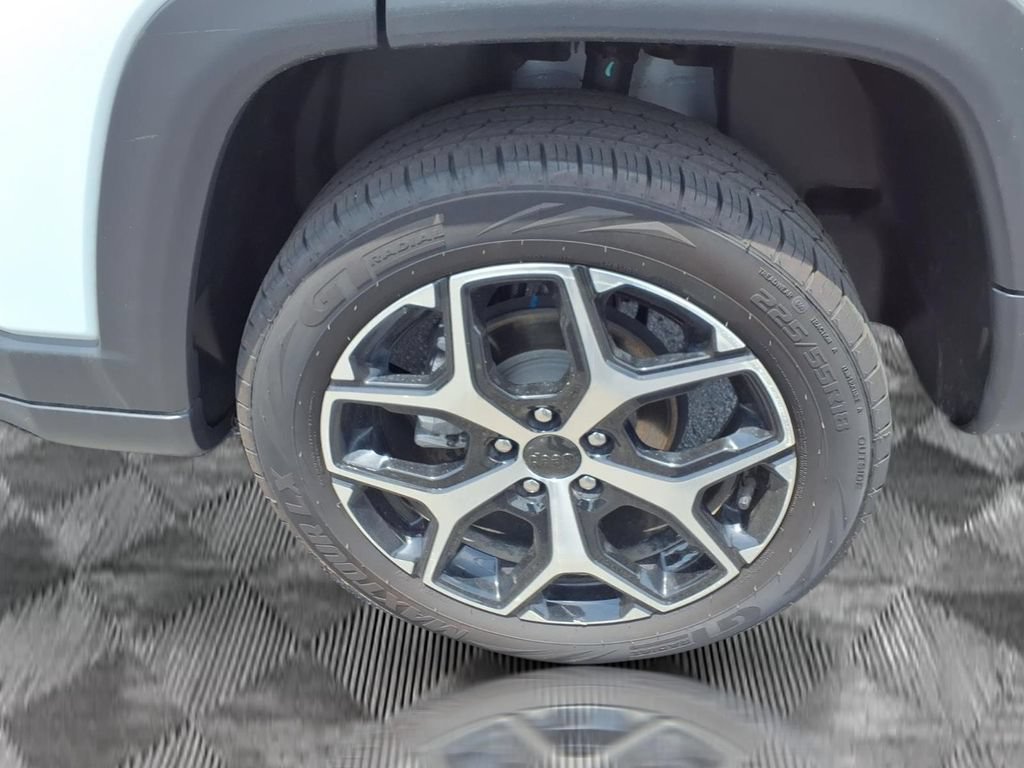 Used 2025 Jeep Compass Limited AWD/4WD image 21