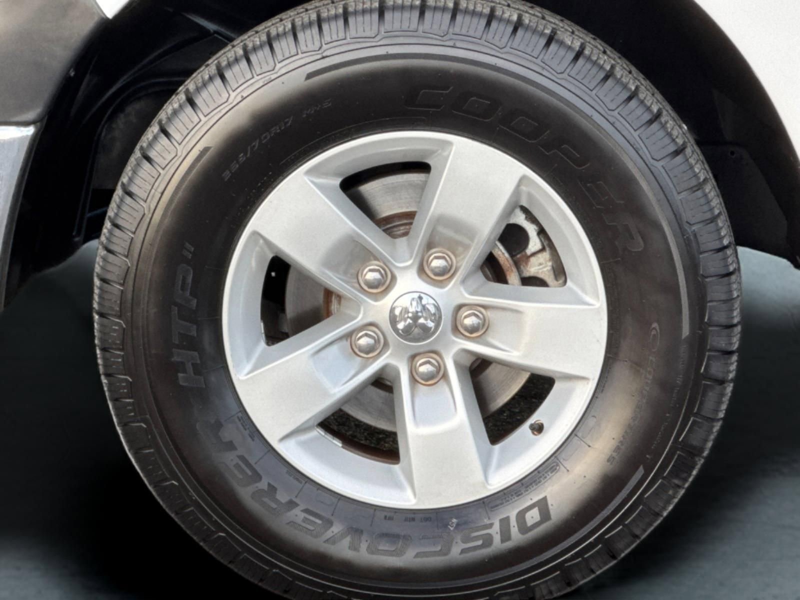 Used 2018 RAM 1500 Express image 22