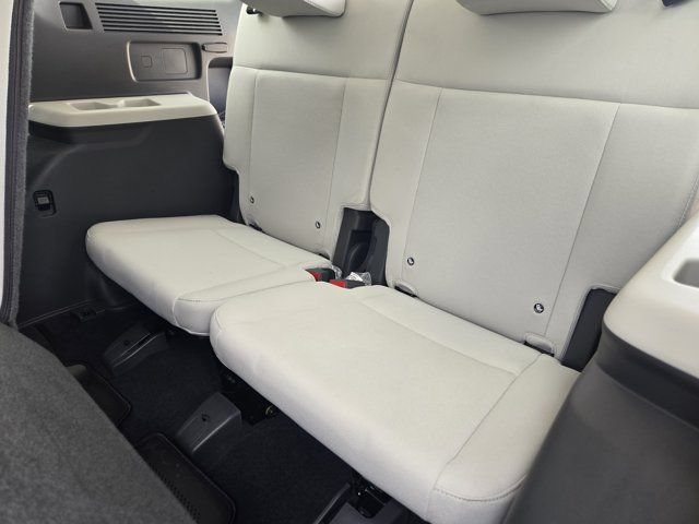 Certified 2026 Hyundai Santa Fe SE FWD image 30