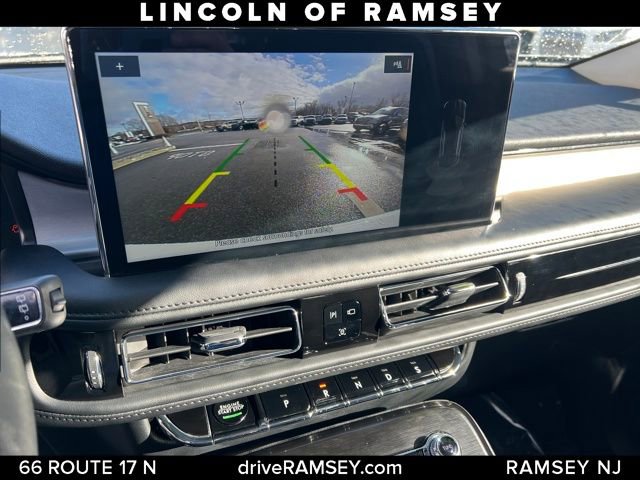 Used 2023 Lincoln Nautilus AWD w/ Premium Package image 11