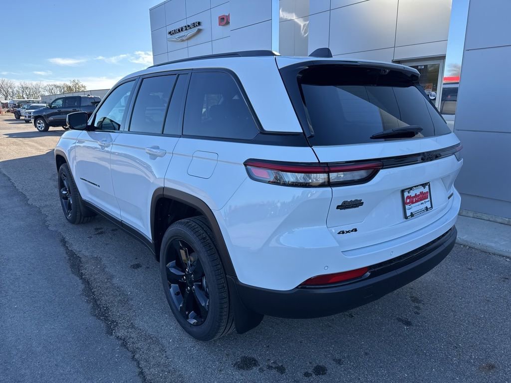 New 2025 Jeep Grand Cherokee Limited w/ Luxury Tech Group II image 8