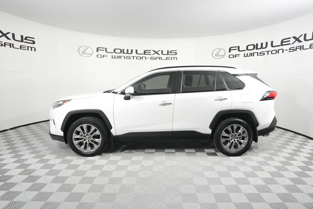 Used 2024 Toyota RAV4 Limited w/ Advanced Technology Package image 4