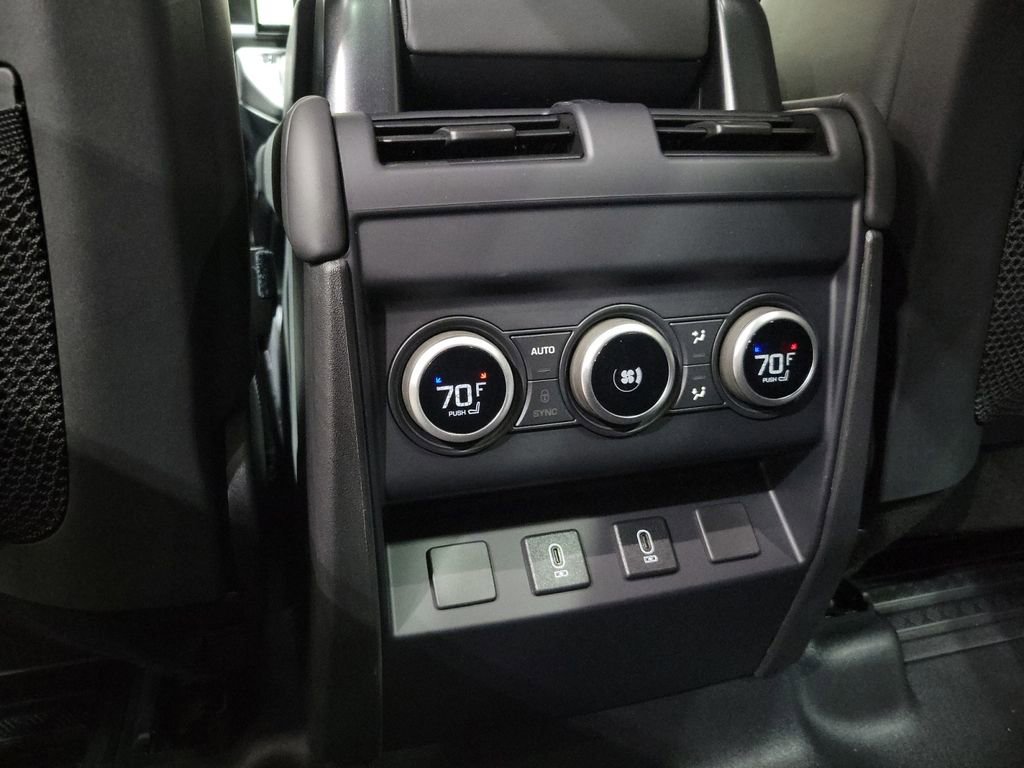 New 2026 Land Rover Defender 110 X-Dynamic SE image 23