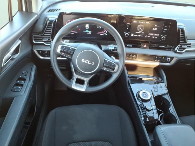 Used 2023 Kia Sportage LX image 14