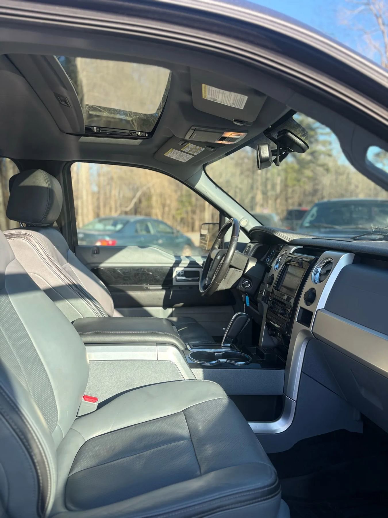 Used 2012 Ford F150 Platinum image 17