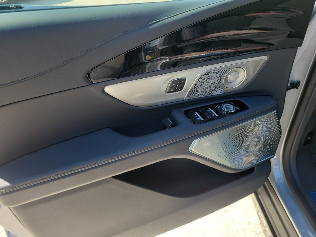 New 2026 Lincoln Nautilus Reserve AWD/4WD image 18