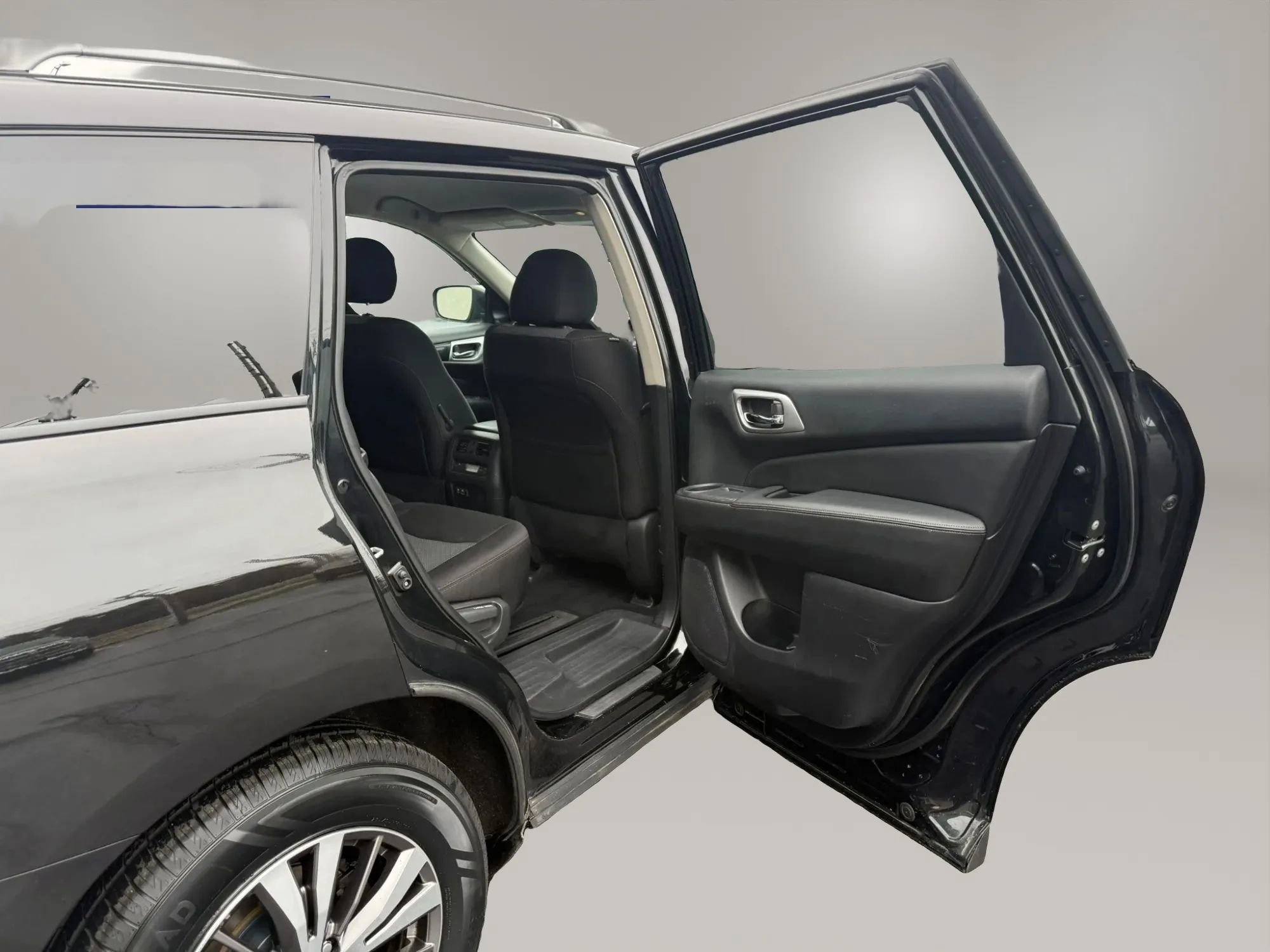 Used 2019 Nissan Pathfinder SV AWD/4WD image 33