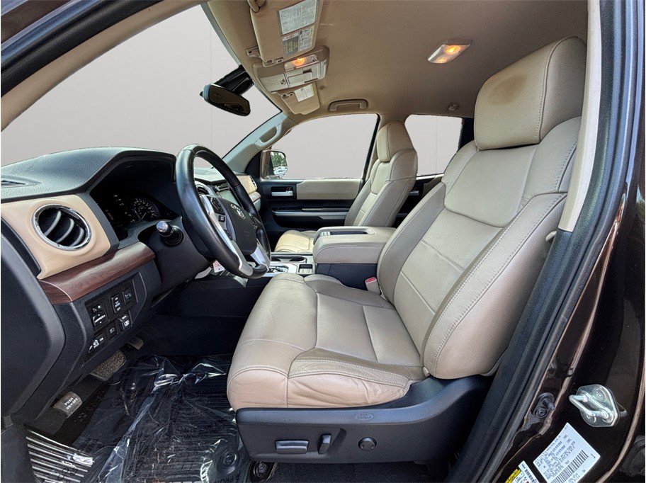 Used 2019 Toyota Tundra Limited w/ Limited Premium Package AWD/4WD image 2