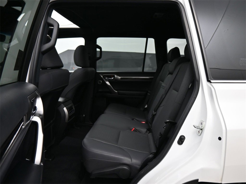Used 2023 Lexus GX 460 Premium w/ Premium Plus Package image 19