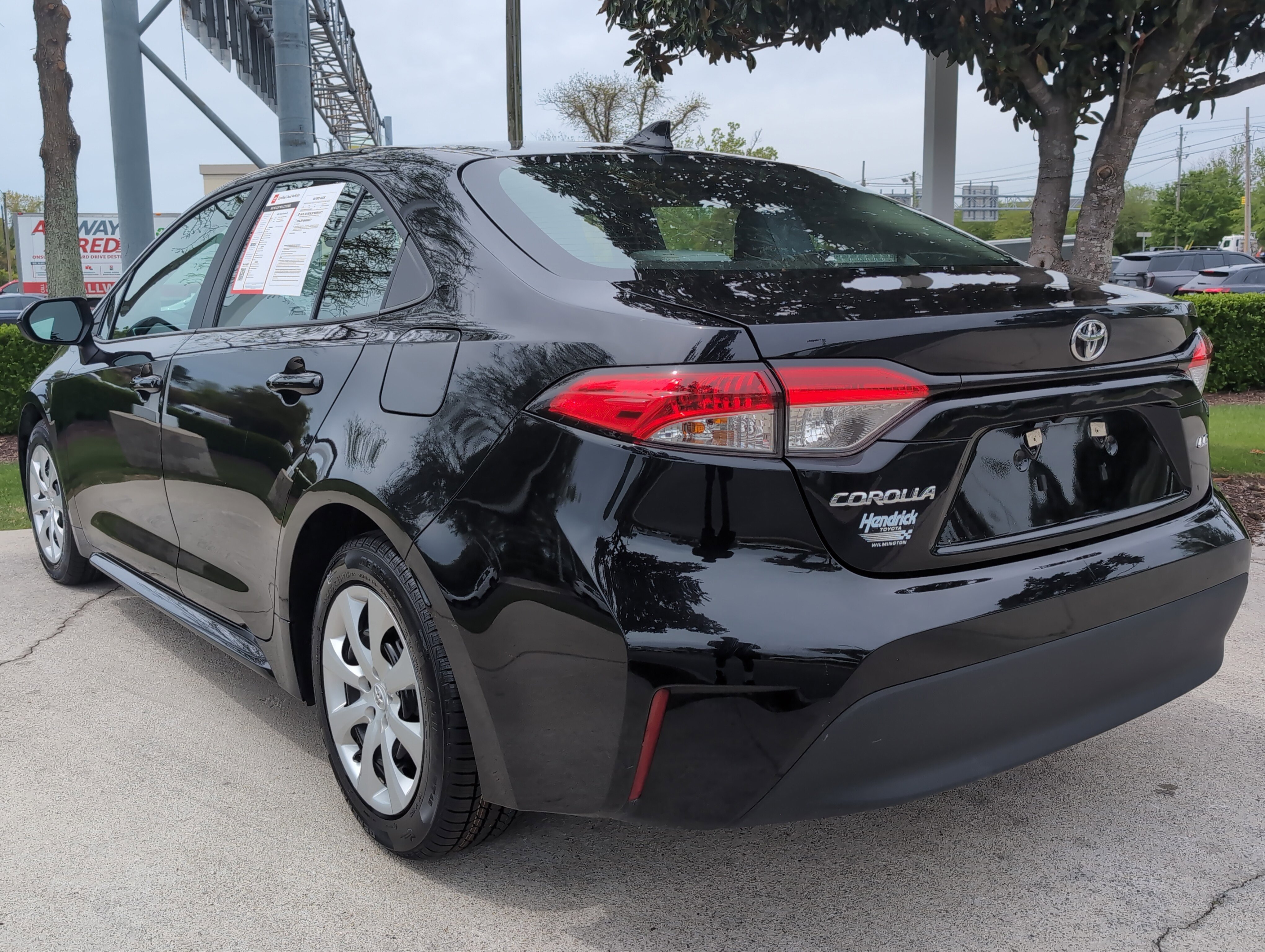 Certified 2024 Toyota Corolla LE FWD image 8