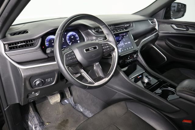 Used 2022 Jeep Grand Cherokee Altitude image 27