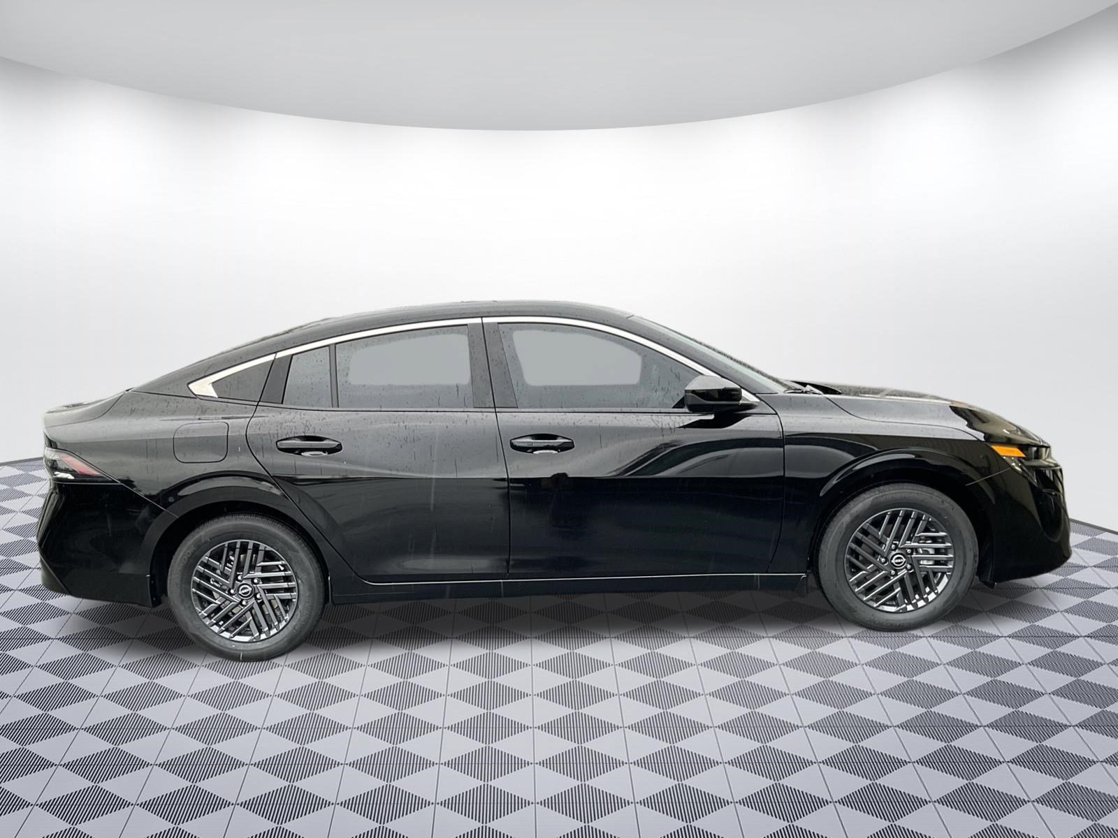 Used 2026 Nissan Sentra SV w/ Floor Mat Package image 2