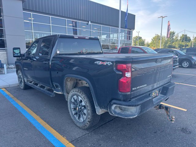 Used 2022 Chevrolet Silverado 2500 Custom w/ Custom Value Package AWD/4WD image 6