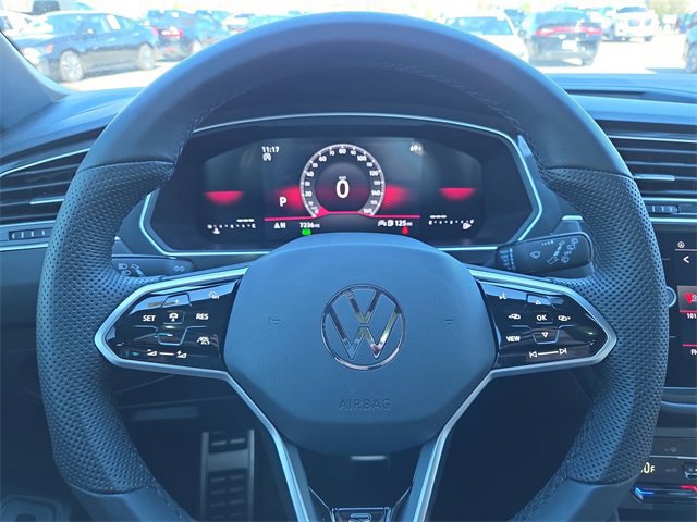 Used 2024 Volkswagen Tiguan SE R-Line w/ MDO Package, Three-Row image 19