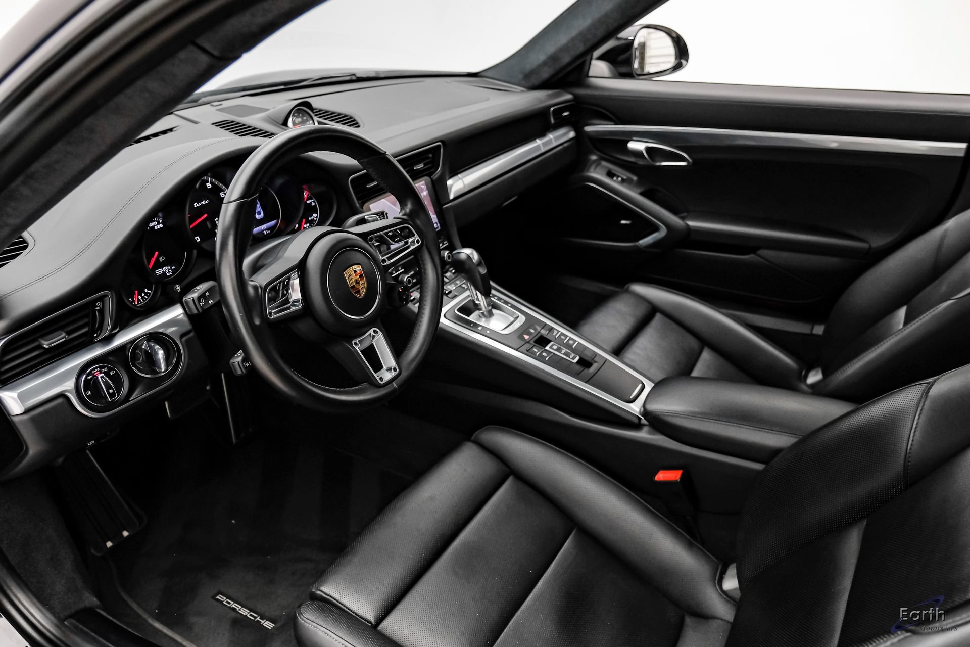 Used 2017 Porsche 911 Turbo AWD/4WD image 3
