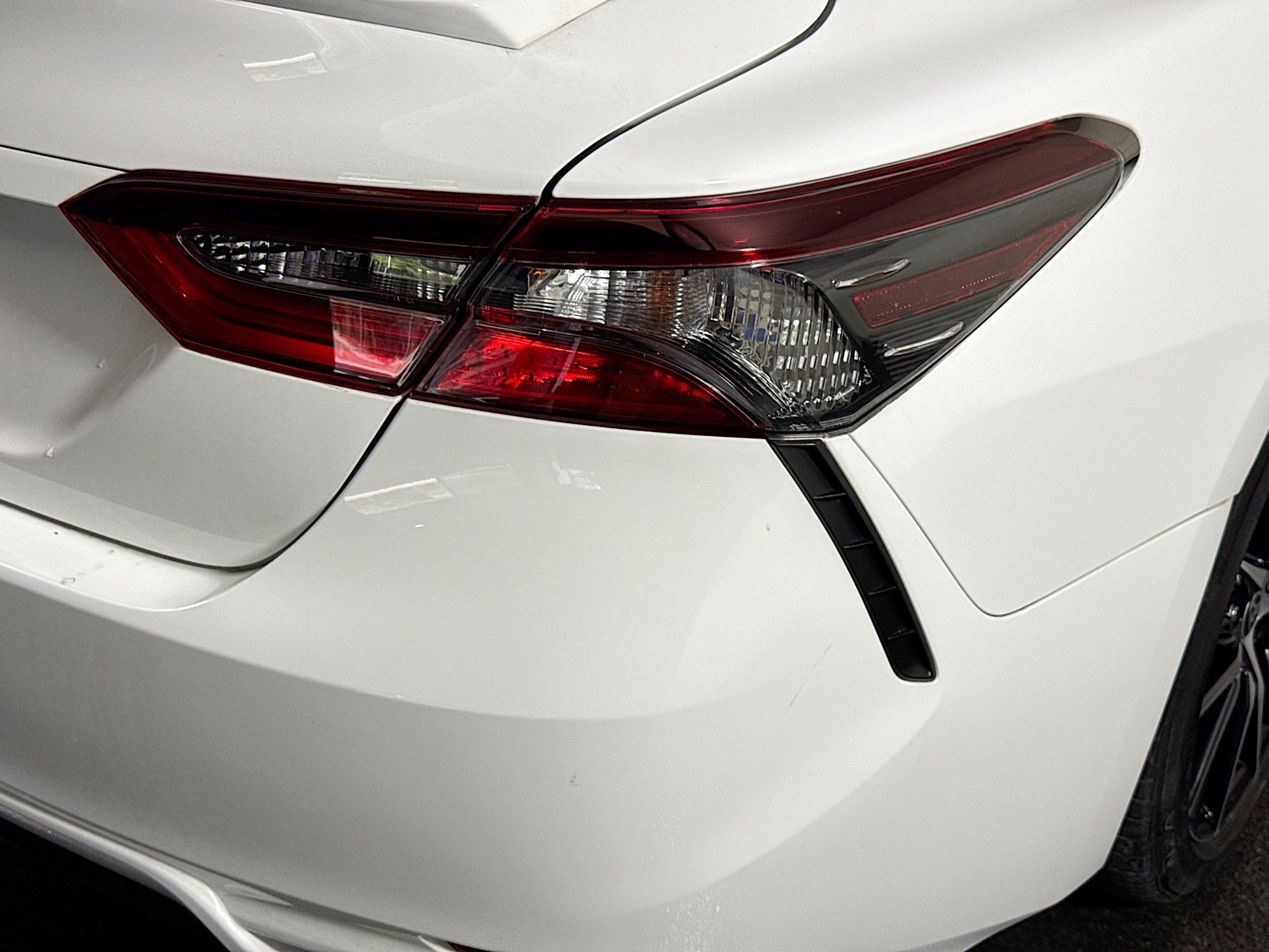 Used 2022 Toyota Camry SE w/ Convenience Package FWD image 34