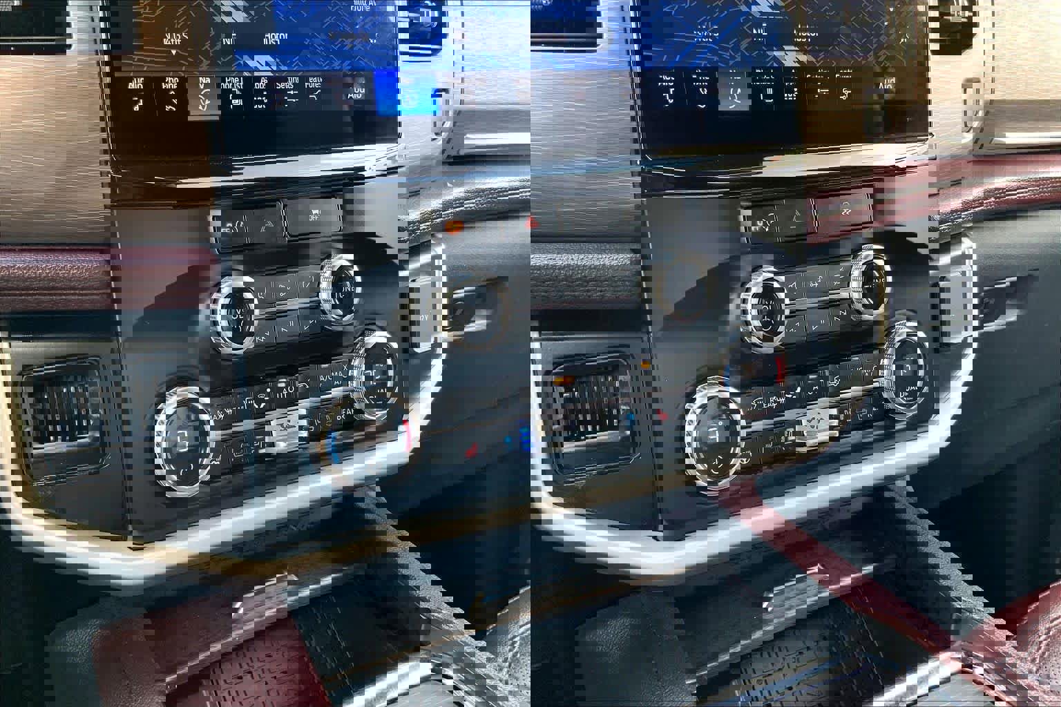 Used 2024 Ford Expedition Max Limited RWD image 34