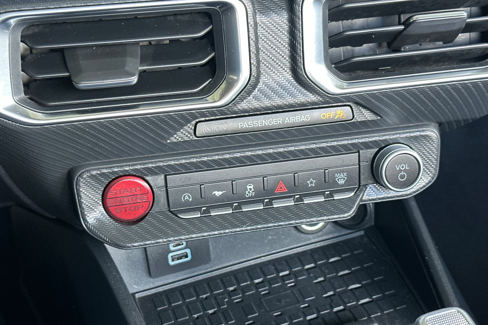 Used 2024 Ford Mustang Premium RWD image 19
