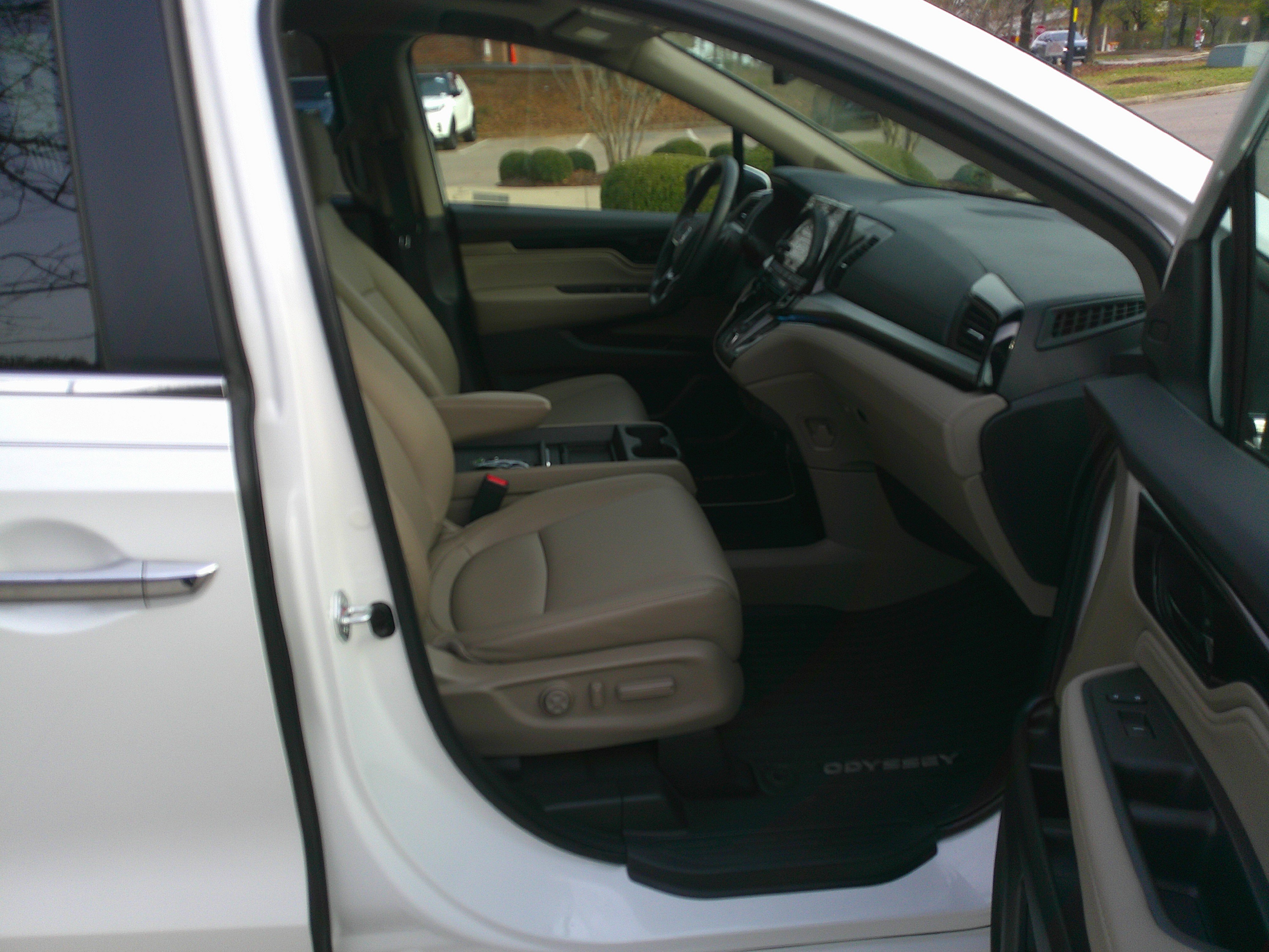 Used 2022 Honda Odyssey Touring image 35