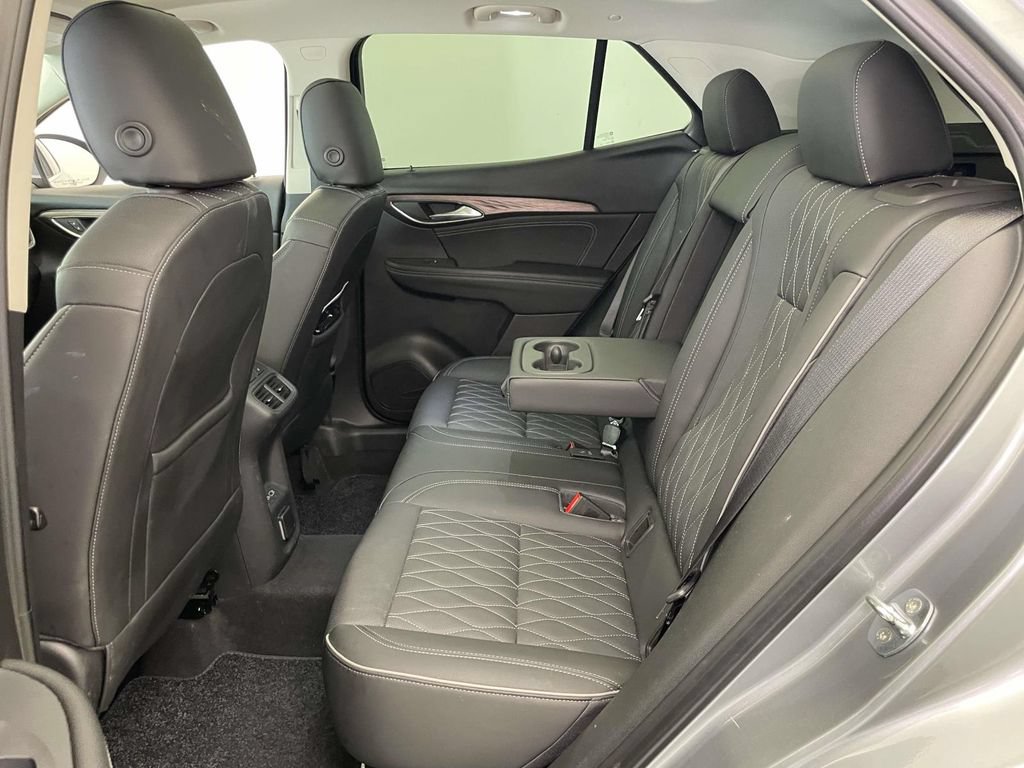 Used 2023 Buick Envision Avenir AWD/4WD image 16