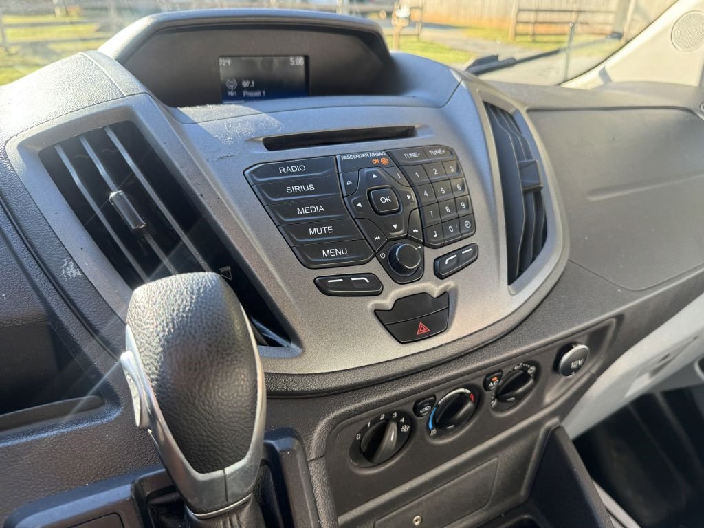 Used 2019 Ford Transit 150 148 Medium Roof image 11