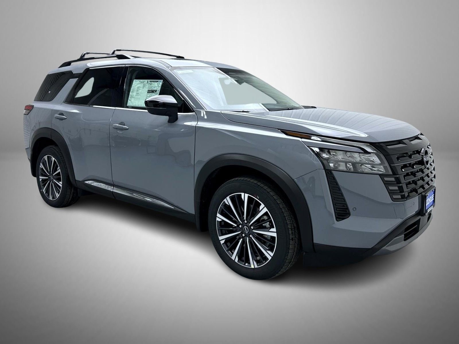 New 2026 Nissan Pathfinder SL image 3