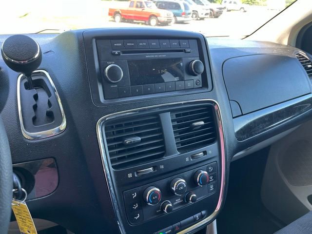 Used 2012 Dodge Grand Caravan SXT FWD image 15
