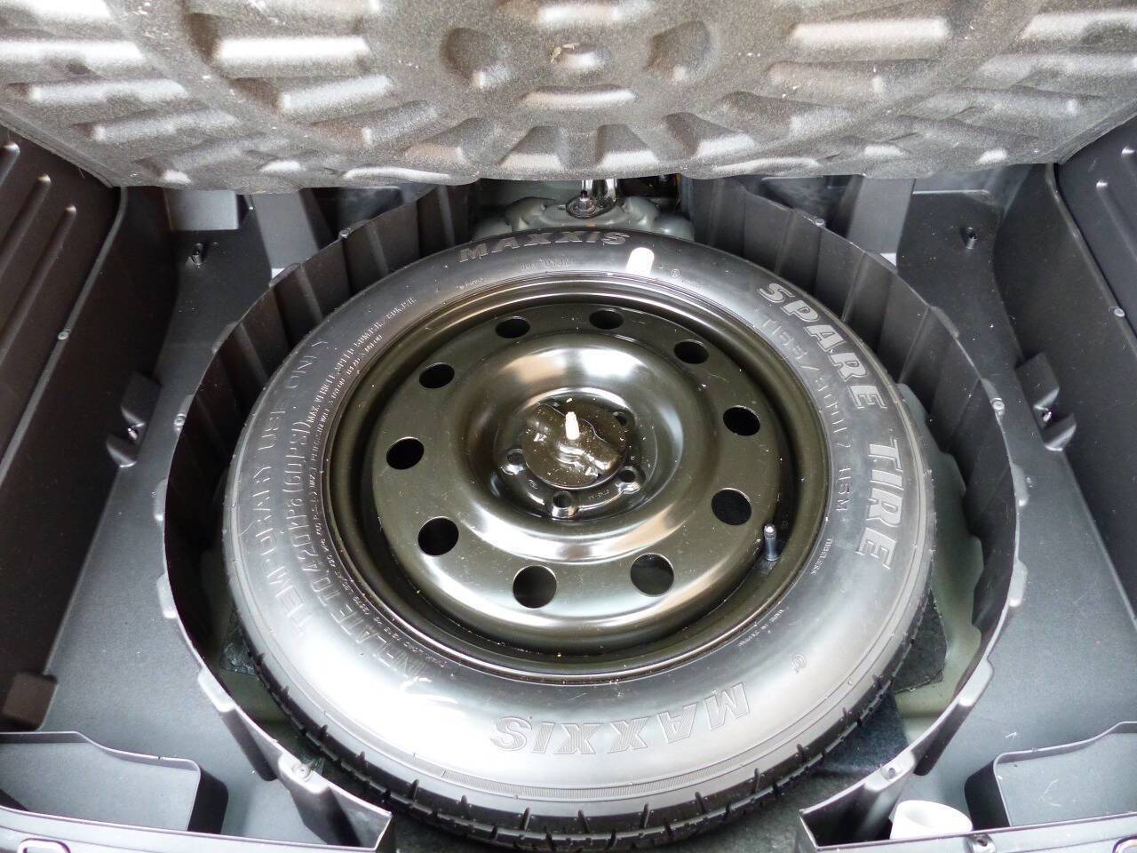 Used 2014 Ford Edge SEL image 38