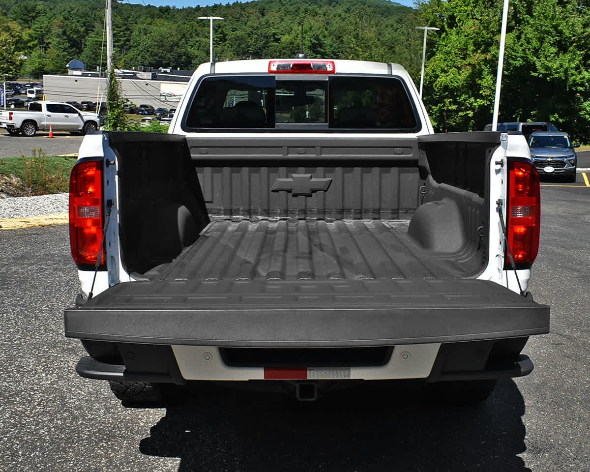 Used 2019 Chevrolet Colorado Z71 AWD/4WD image 9