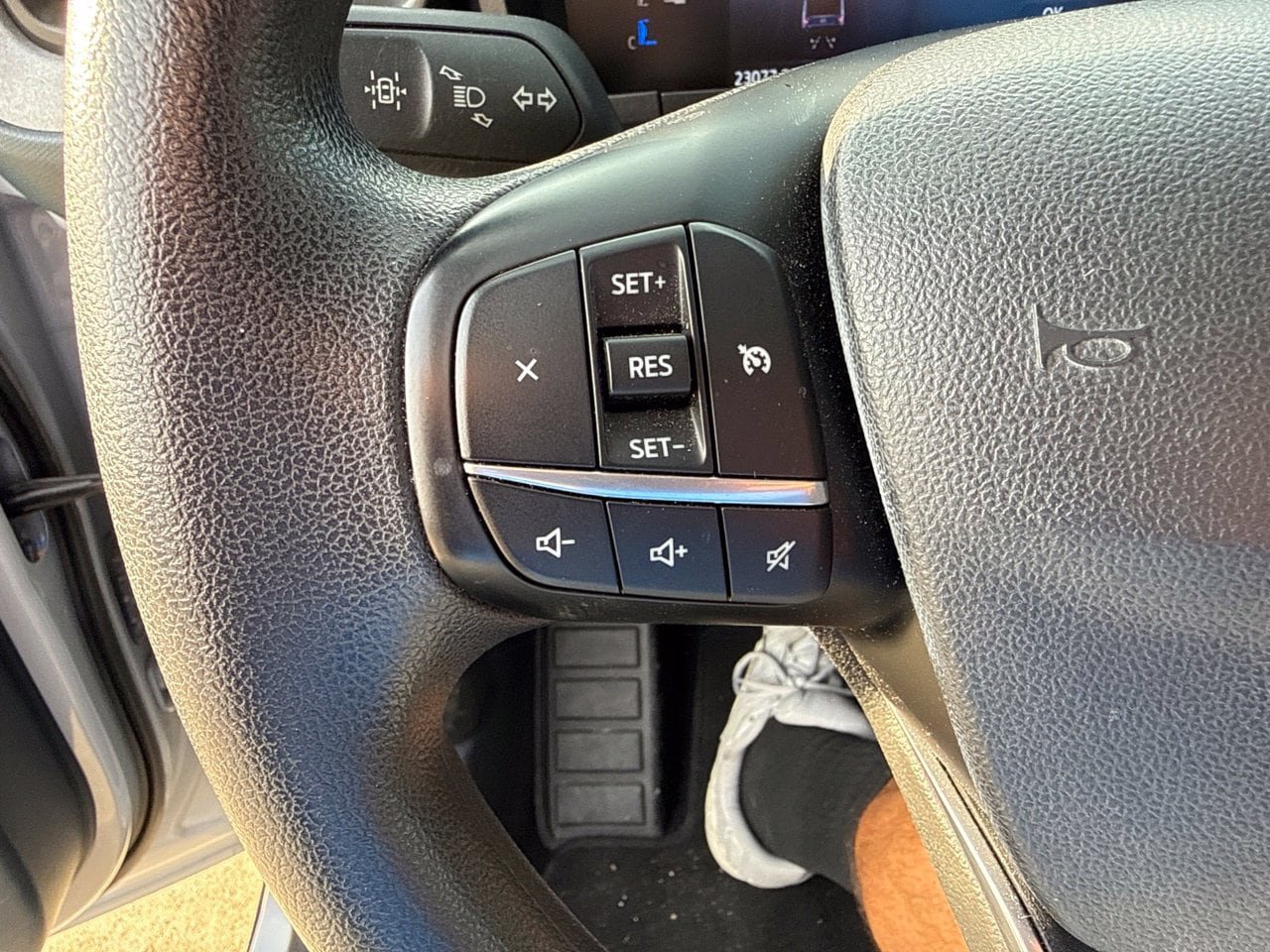 Used 2025 Ford Maverick XLT w/ Equipment Group 302A AWD/4WD image 28