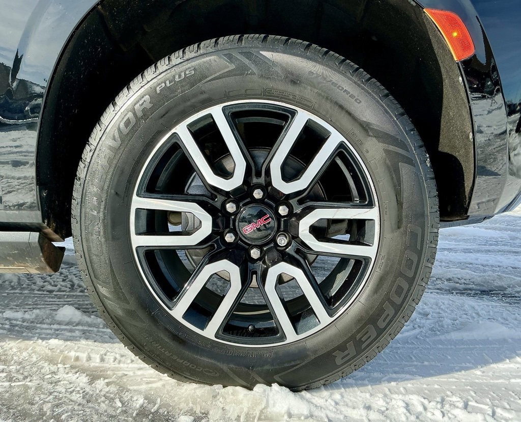 Used 2021 GMC Yukon XL AT4 w/ AT4 Premium Package image 20