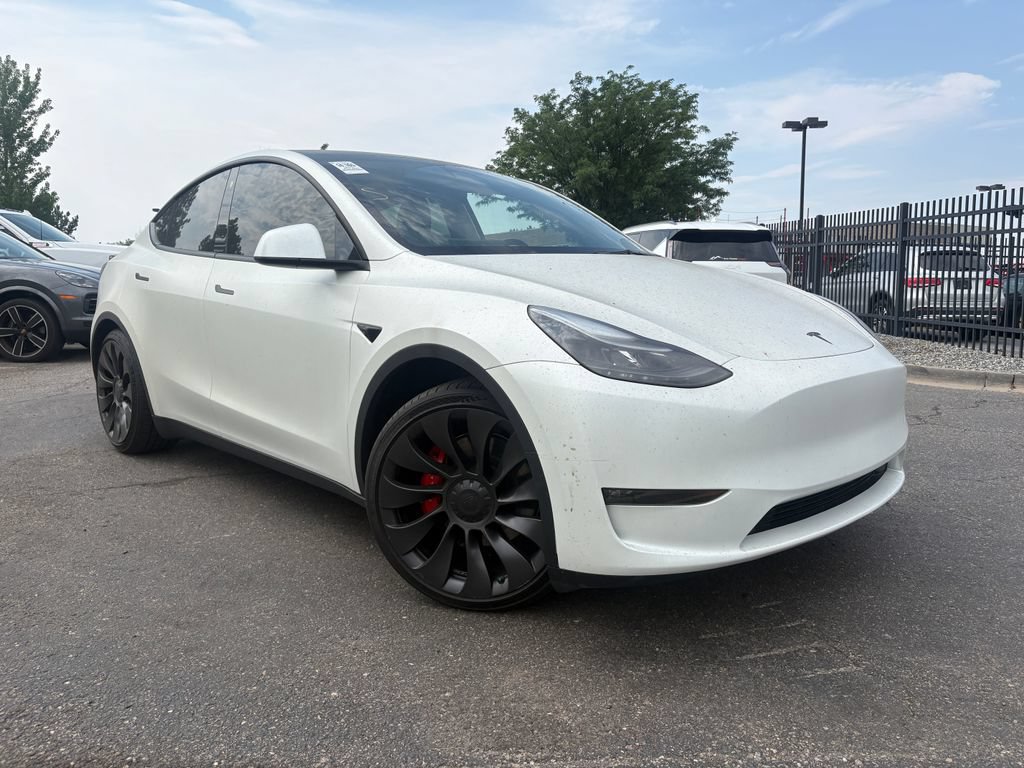 Used 2023 Tesla Model Y Long Range AWD/4WD image 1