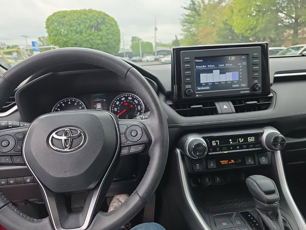 Used 2021 Toyota RAV4 XLE w/ Convenience Package AWD/4WD image 20