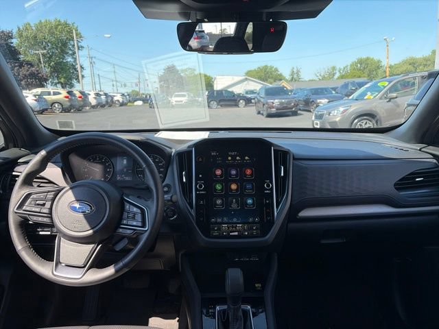 Used 2025 Subaru Forester Limited AWD/4WD image 13