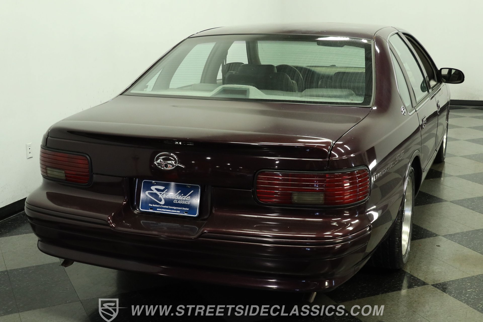 Used 1996 Chevrolet Impala SS RWD image 10