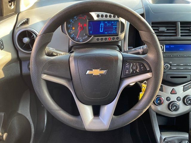 Used 2015 Chevrolet Sonic LS image 9