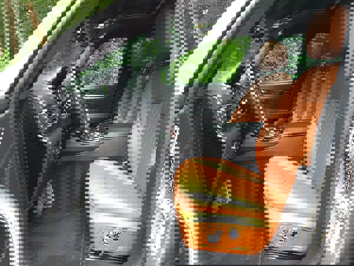 Used 2022 Maserati Levante GT image 11