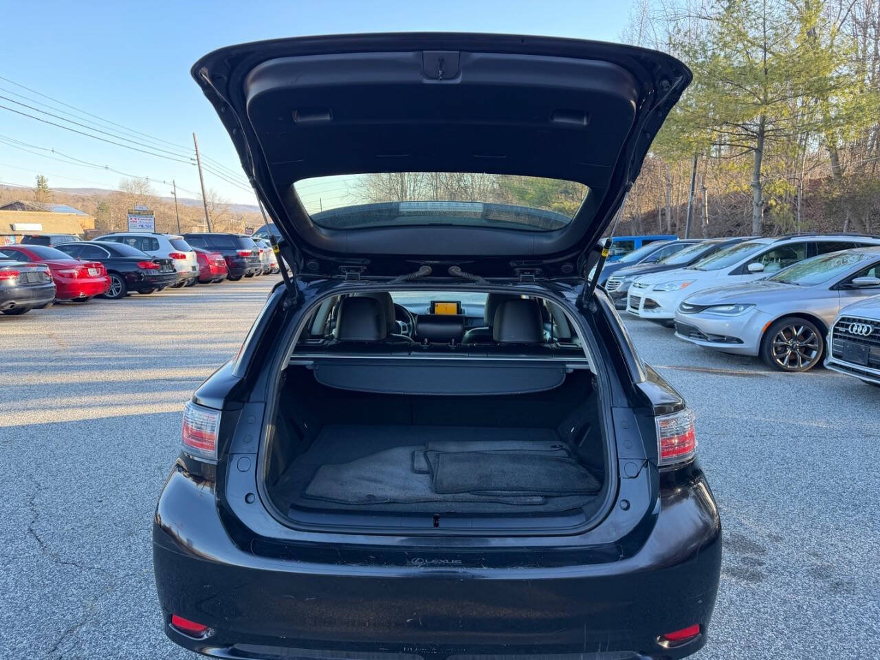 Used 2012 Lexus CT 200h Premium w/ Premium Audio Pkg FWD image 10
