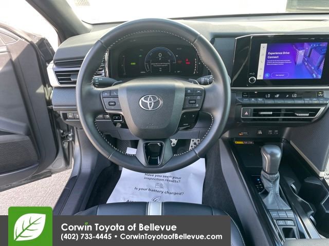 Used 2025 Toyota Camry SE image 21