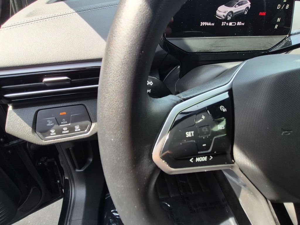 Used 2023 Volkswagen ID.4 Pro S image 22