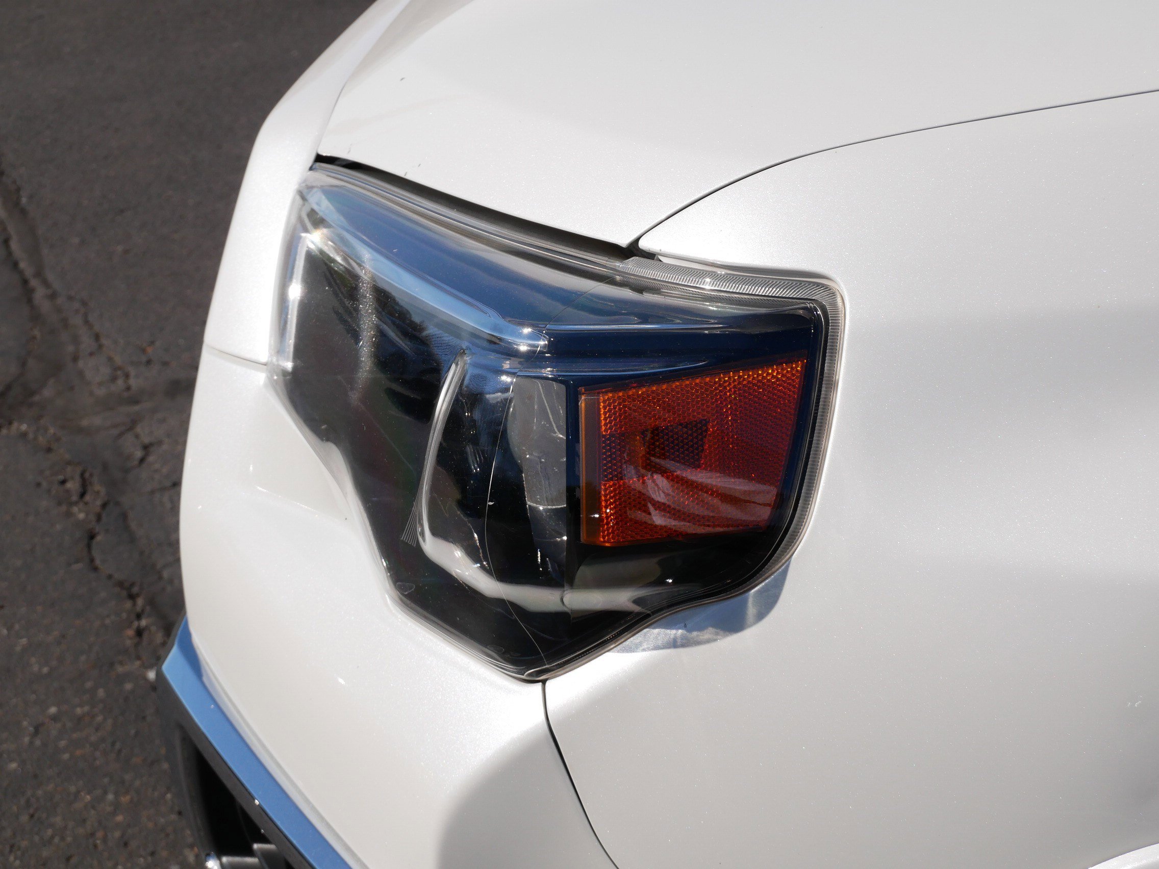 Used 2018 Toyota 4Runner Limited AWD/4WD image 16