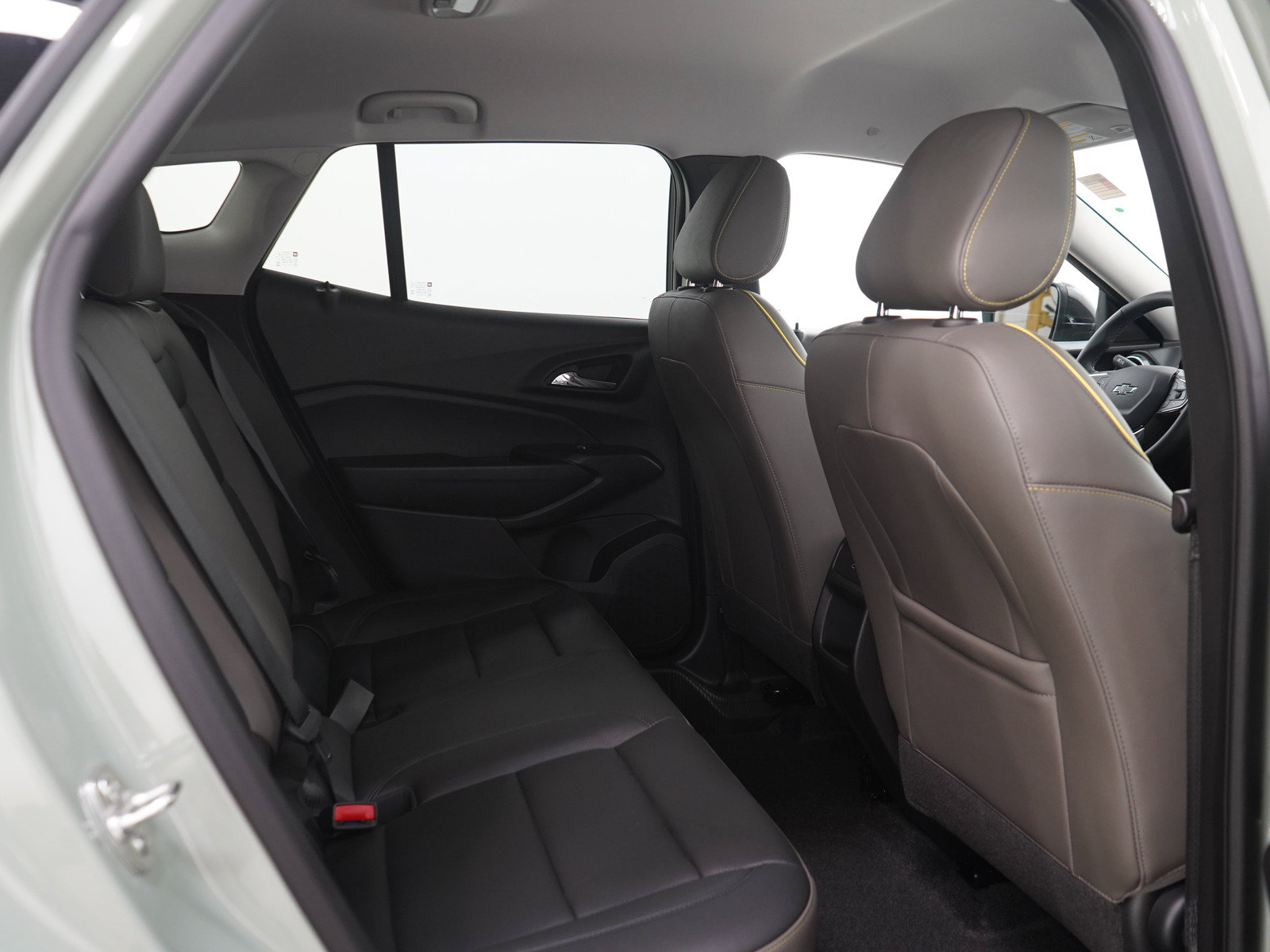 Used 2025 Chevrolet Trax ACTIV w/ Driver Confidence Package FWD image 13