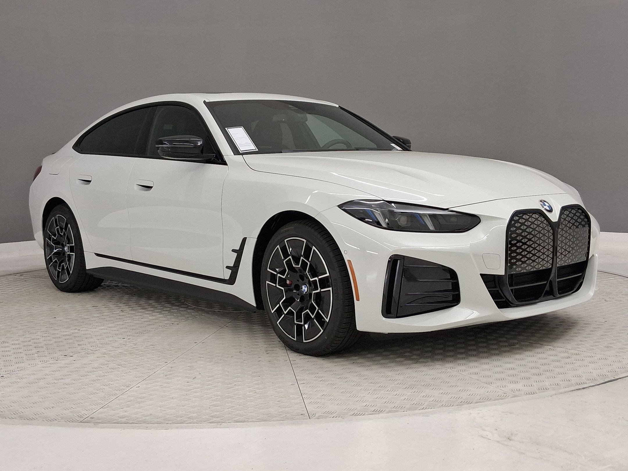 New 2026 BMW i4 eDrive40 w/ M Sport Package RWD image 5