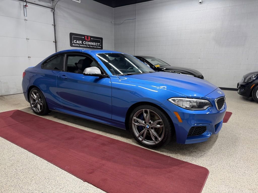 Used 2016 BMW M235i Coupe image 10