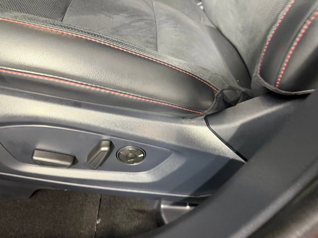 Used 2025 Ford Explorer ST image 16