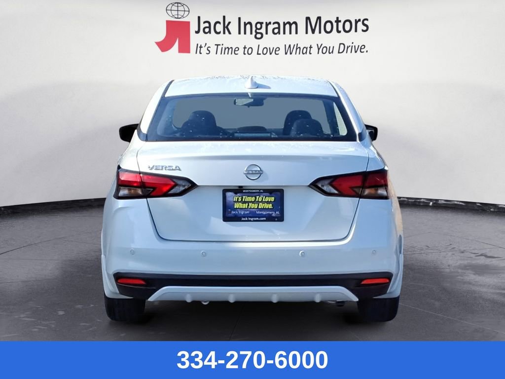 New 2025 Nissan Versa SV w/ Trunk Package image 4
